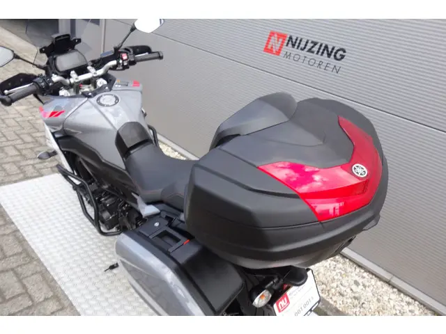 Yamaha TRACER 900 GT 2019 Benzine 23