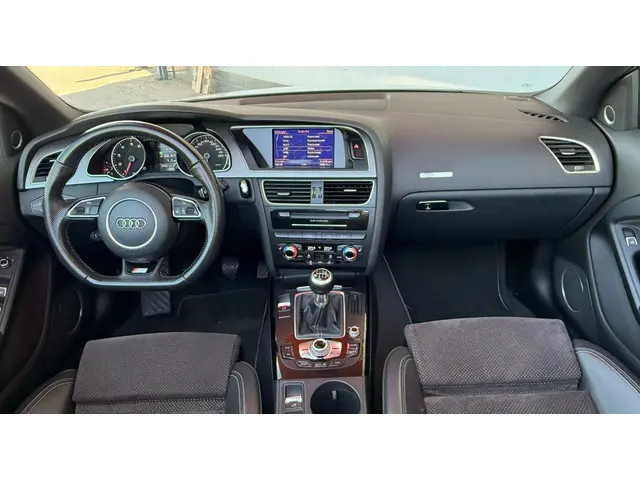 Audi A5 Cabriolet 1.8 TFSI S-Line 2013 Benzine 18