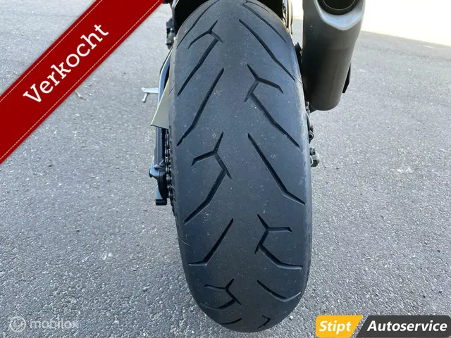Yamaha MT 10 ABS 2017 Benzine 17