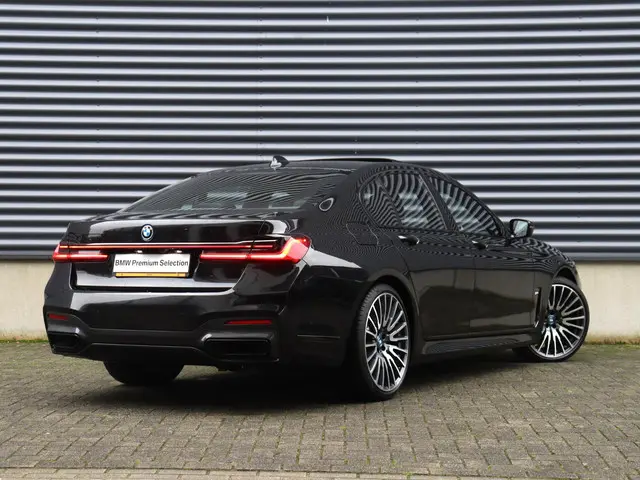 BMW 7 Serie 2