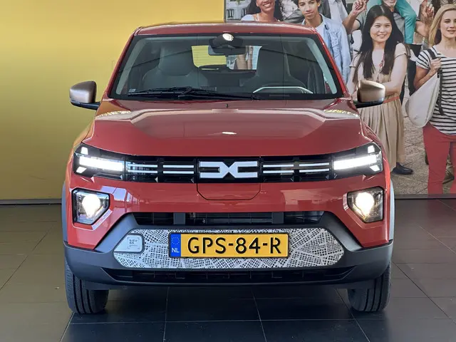 Dacia Spring Extreme 65 26.8 kWh 2024 Elektrisch 3