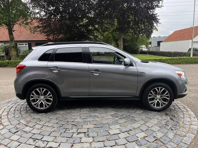 Mitsubishi ASX 1.6 Cleartec Connect Pro 2017 Benzine 5