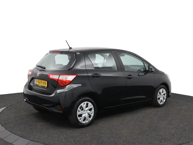 Toyota Yaris 1.5 VVT-i Active 2020 Benzine 2