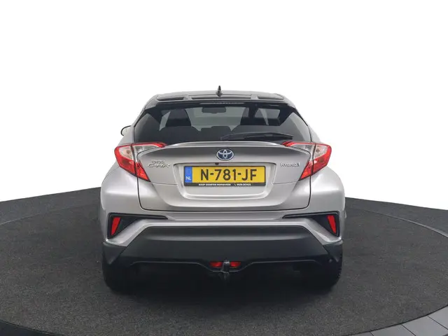 Toyota C-HR 1.8 Hybrid Active 2019 Hybride Benzine 8