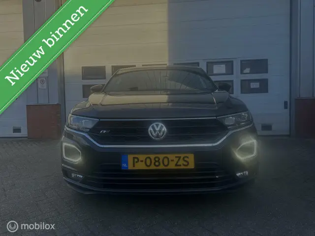Volkswagen T-Roc 1.5 TSI Sport Business R 2019 Benzine 2