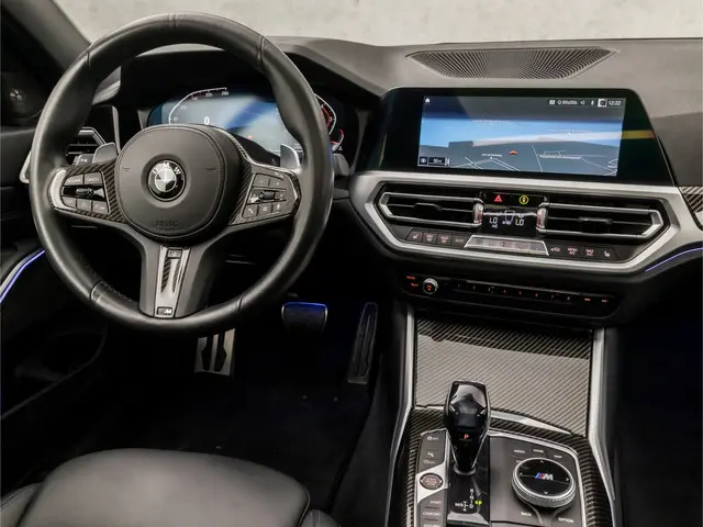 BMW 3 Serie 330i High Executive M Sport 2019 Benzine 7