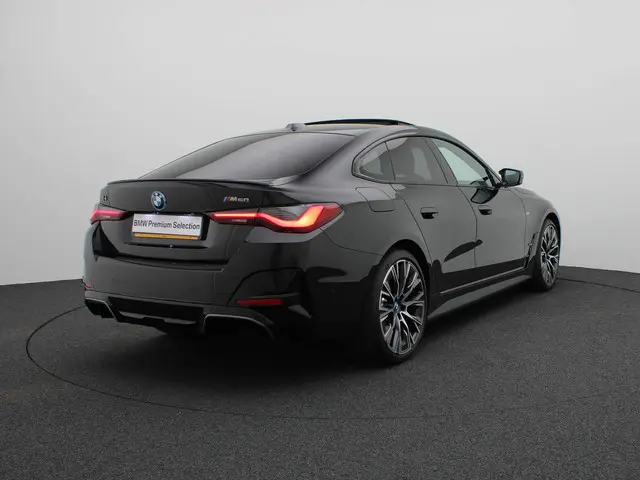 BMW i4 2