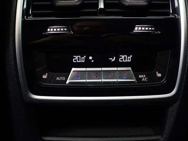 BMW X5 xDrive45e M Performance- 2020 Hybride Benzine 37