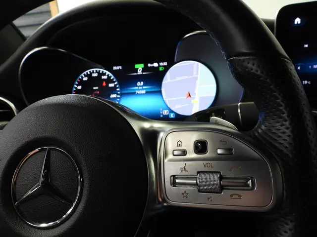 Mercedes-Benz GLC 300e 4MATIC AMG 2021 Hybride Benzine 17