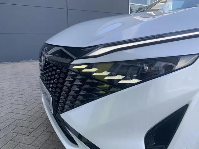 Nissan QASHQAI 1.5 e-Power N-Design 2025 Benzine 25