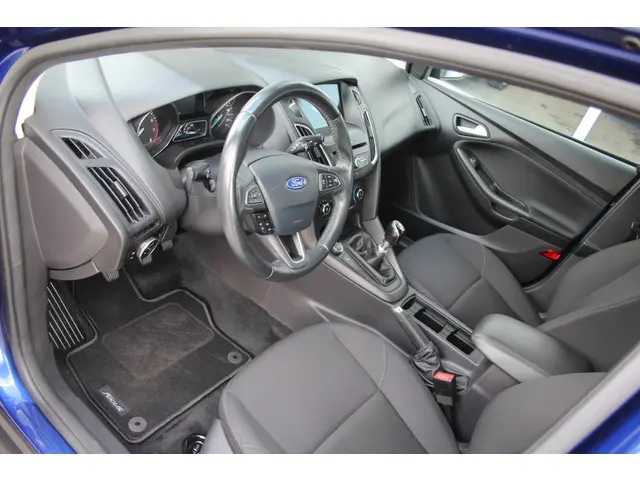 Ford Focus Wagon 1.0 Lease Edition 125 Pk 2017 Benzine 14