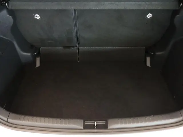 Toyota Yaris 1.5 Hybrid Active 2022 Hybride Benzine 14