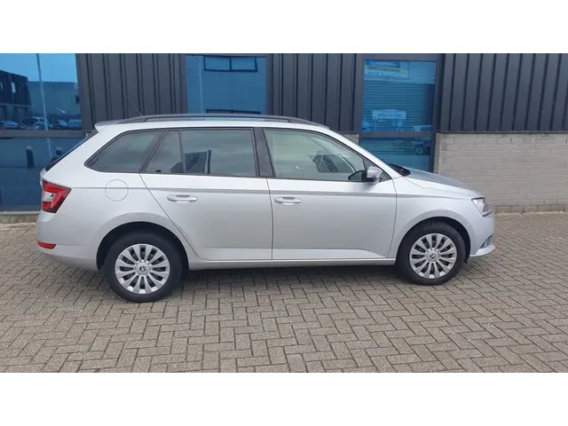 Škoda Fabia Combi 1.0 TSI Ambition 2020 Benzine 2