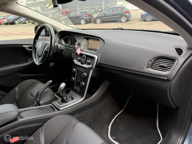 Volvo V40 1.6 D2 Summum EXPORTPRIJS 2013 Diesel 11