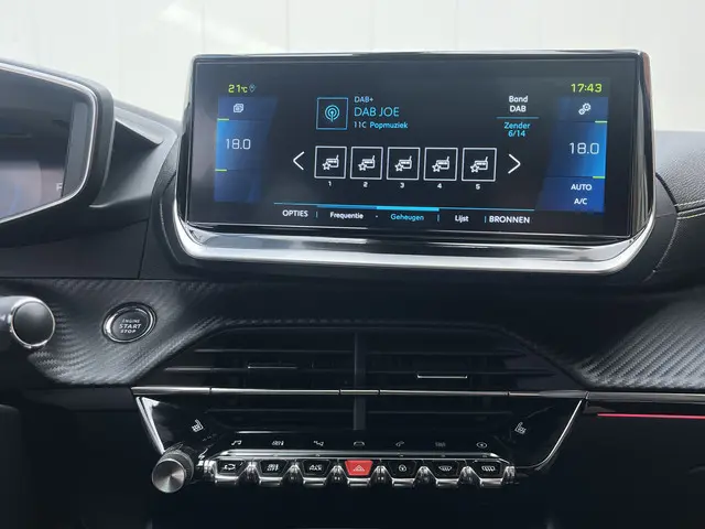 Peugeot e-2008 EV GT Pack 50 kWh 2022 Elektrisch 12