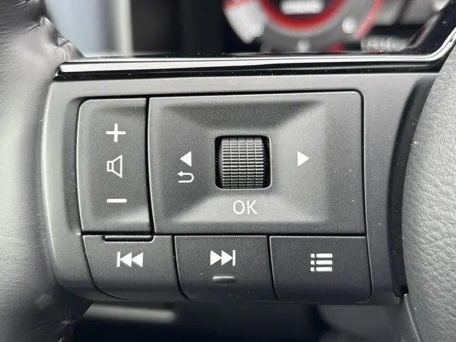 Nissan QASHQAI MHEV 140 MT Tekna 2024 Benzine 24