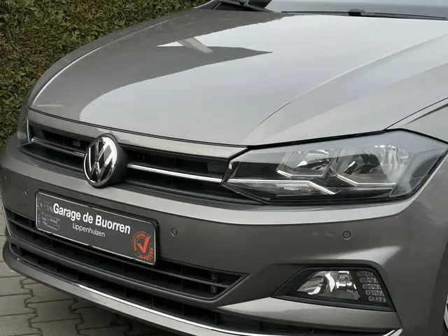 Volkswagen Polo 1.0 TSI Highline 2020 Benzine 8