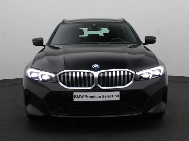 BMW 3 Serie Touring 320e 2023 Hybride Benzine 3