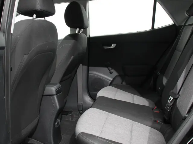 Kia Stonic 1.0 T-GDi DynamicLine 2020 Benzine 27