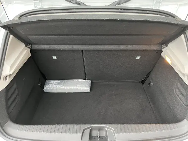 Renault Clio 1.0 TCe Intens 2019 Benzine 9