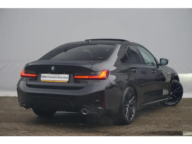 BMW 3 Serie 2