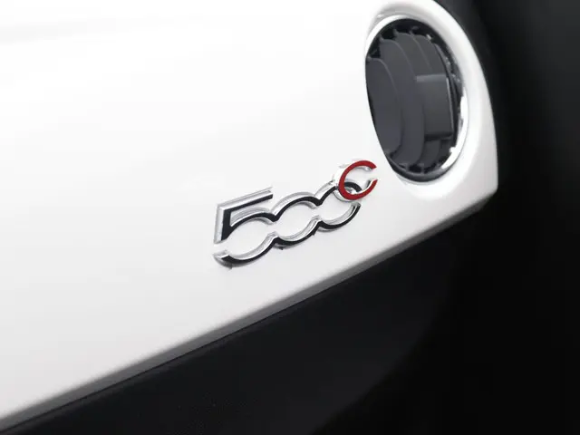 Fiat 500C 0.9 TwinAir Turbo 120TH Edition 2020 Benzine 36