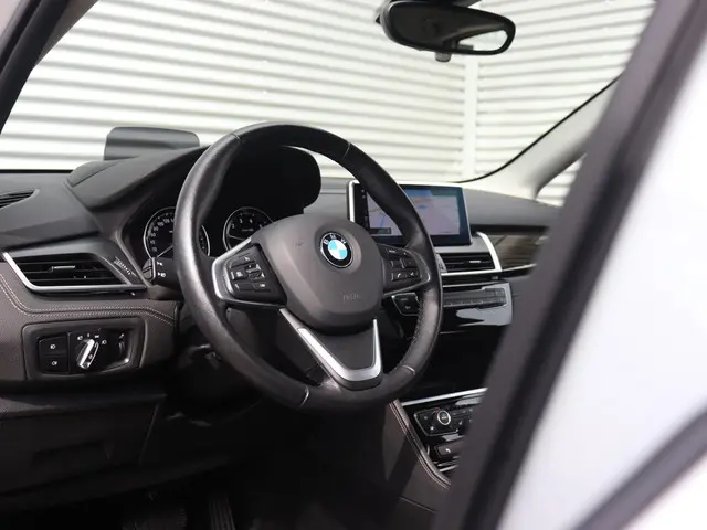 BMW 2 Serie Active Tourer 218i 2021 Benzine 13