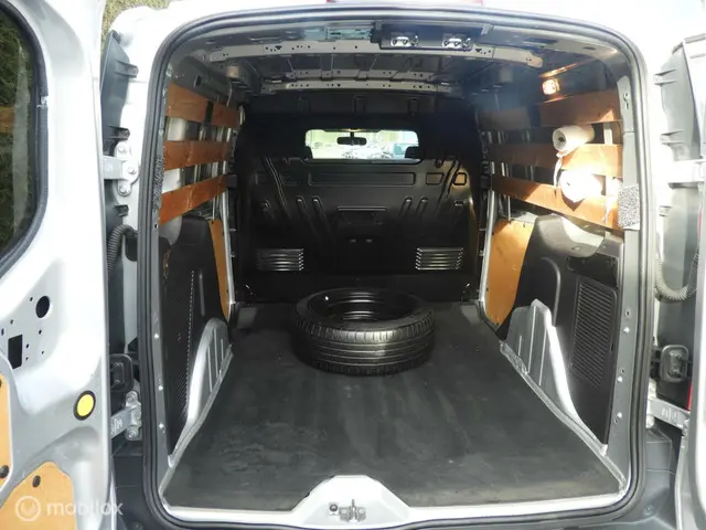 Ford Transit Connect 1.6 TDCI Ambiente 2015 Diesel 9