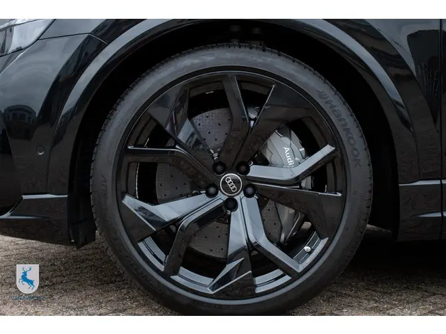 Audi Q8 4.0 TFSI RS Q8 quattro 2024 Benzine 51