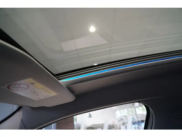 Peugeot 208 1.2 PureTech Allure 2017 Benzine 16