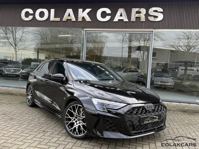 Audi RS3 2.5 TFSI RS 3 quattro 2025 Benzine 2