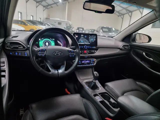 Hyundai i30 Wagon 1.5 T-GDi MHEV Premium 2022 Benzine 6