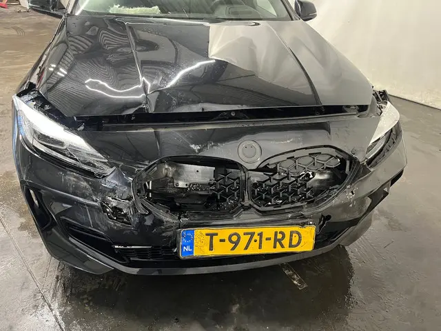 BMW 1 Serie 118i High Executive - Schade 2019 Benzine 9