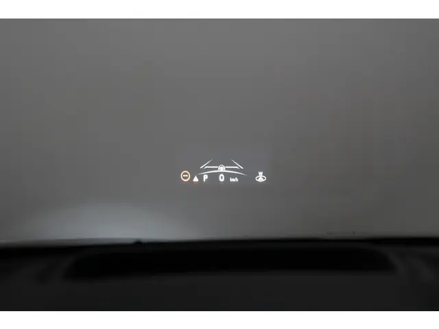 Lexus NX 450h+ AWD F SPORT Line 2025 Hybride Benzine 22