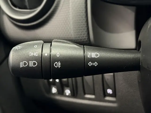 Renault Clio Estate 0.9 TCe 90 Life 2019 Benzine 29