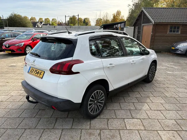 Peugeot 2008 3