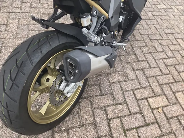 TRMotor TR125-2 TR 125-2 Black edtion 2025 Benzine 18