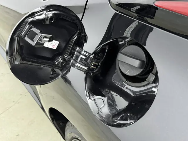 Toyota Yaris 1.5 Hybrid Executive 2023 Hybride Benzine 7