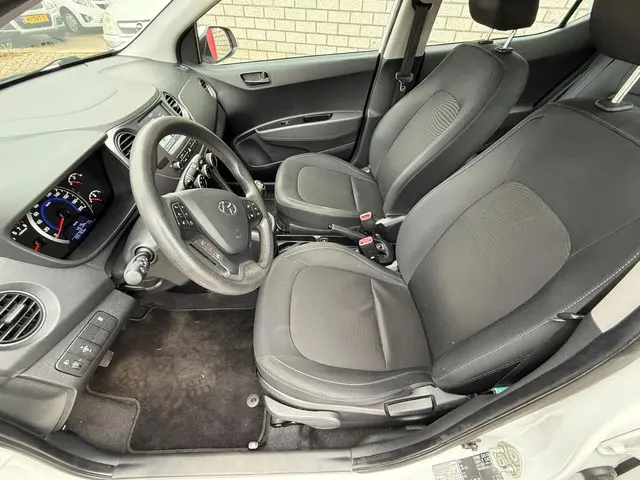 Hyundai i10 1.0i Comfort 2019 Benzine 9