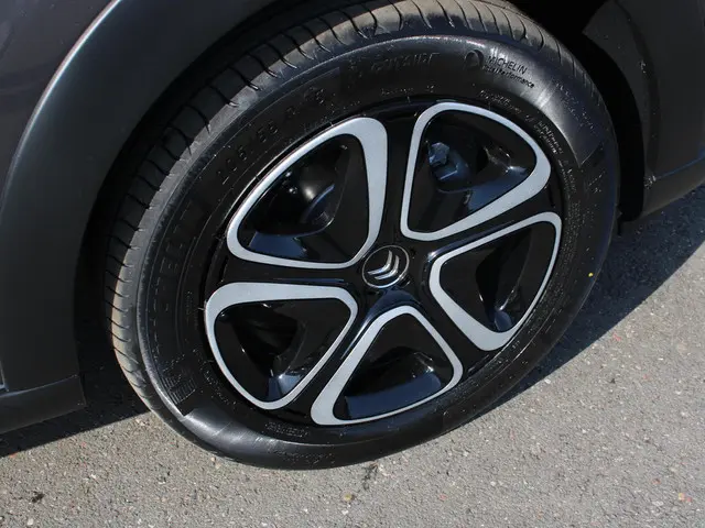 Citroën C3 1.2 PT 83pk PLUS 2024 Benzine 9