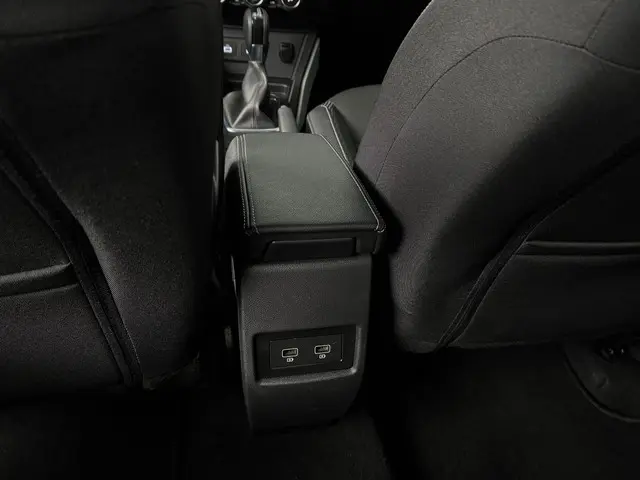 Dacia Duster 1.3 TCe 150 EDC Prestige 2021 Benzine 29