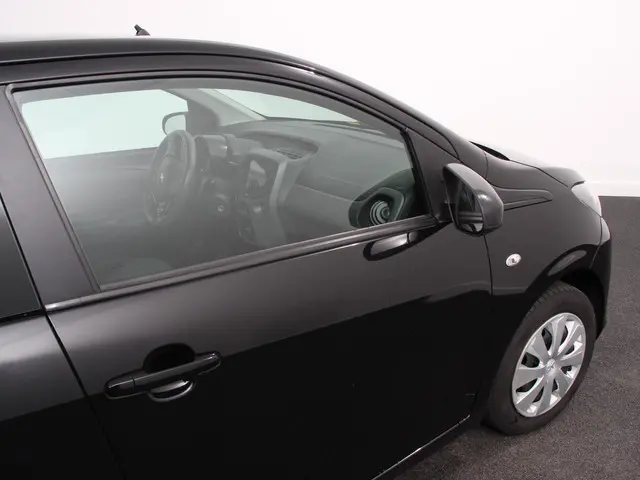 Peugeot 108 1.0 e-VTi Active 2021 Benzine 23