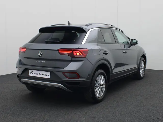 Volkswagen T-Roc 1.0TSI/116PK Life 2024 Benzine 2