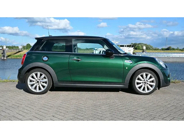 MINI Cooper S Mini 2.0 Chili 2015 Benzine 18