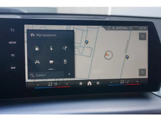 BMW X1 xDrive30e 2024 Hybride Benzine 13