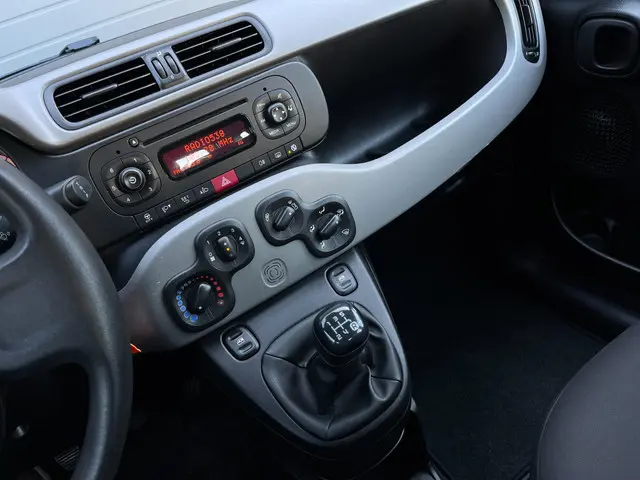 Fiat Panda 0.9 TwinAir Easy 66.000 NAP/AIRCO 2013 Benzine 10
