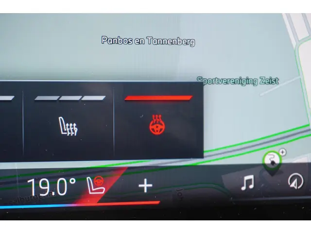 BMW X5 xDrive50e Launch Edition 2023 Hybride Benzine 25