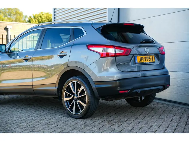 Nissan QASHQAI 1.2 Tekna 2016 Benzine 32
