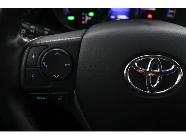 Toyota Auris 1.8 Hybrid Dynamic 2018 Hybride Benzine 19