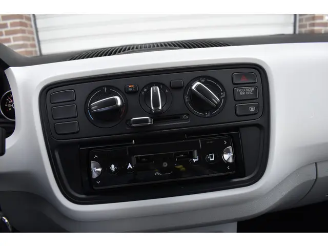 SEAT Mii 1.0 Style 2014 Benzine 11